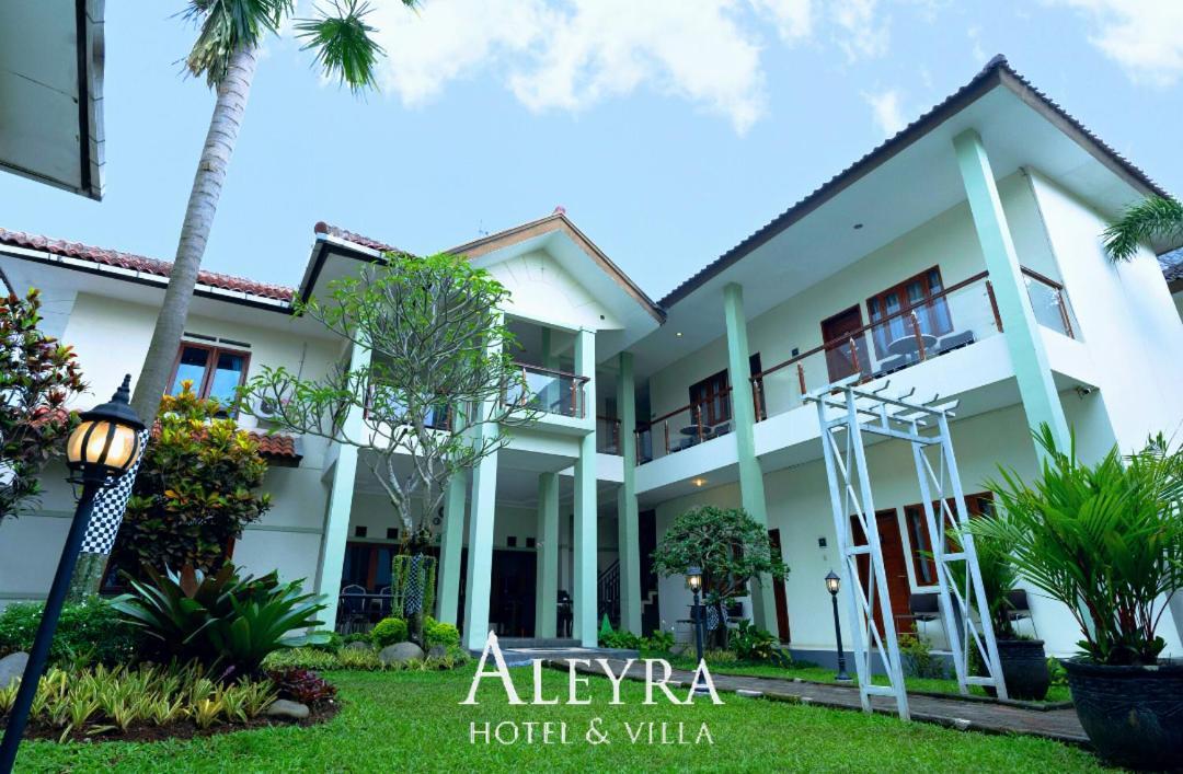 Aleyra Hotel And Villa'S Garut Exterior foto